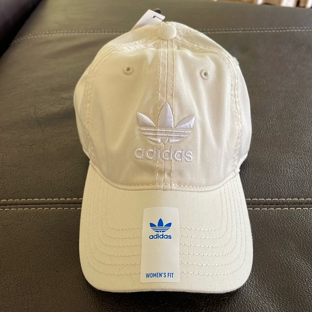 Adidas women’s fit hat.